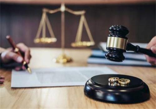 南京婚外情调查取证：多大能领结婚证，领结婚证有什么注意事项